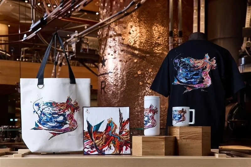 スターバックスのマーメイドをモチーフにしたグッズの写真