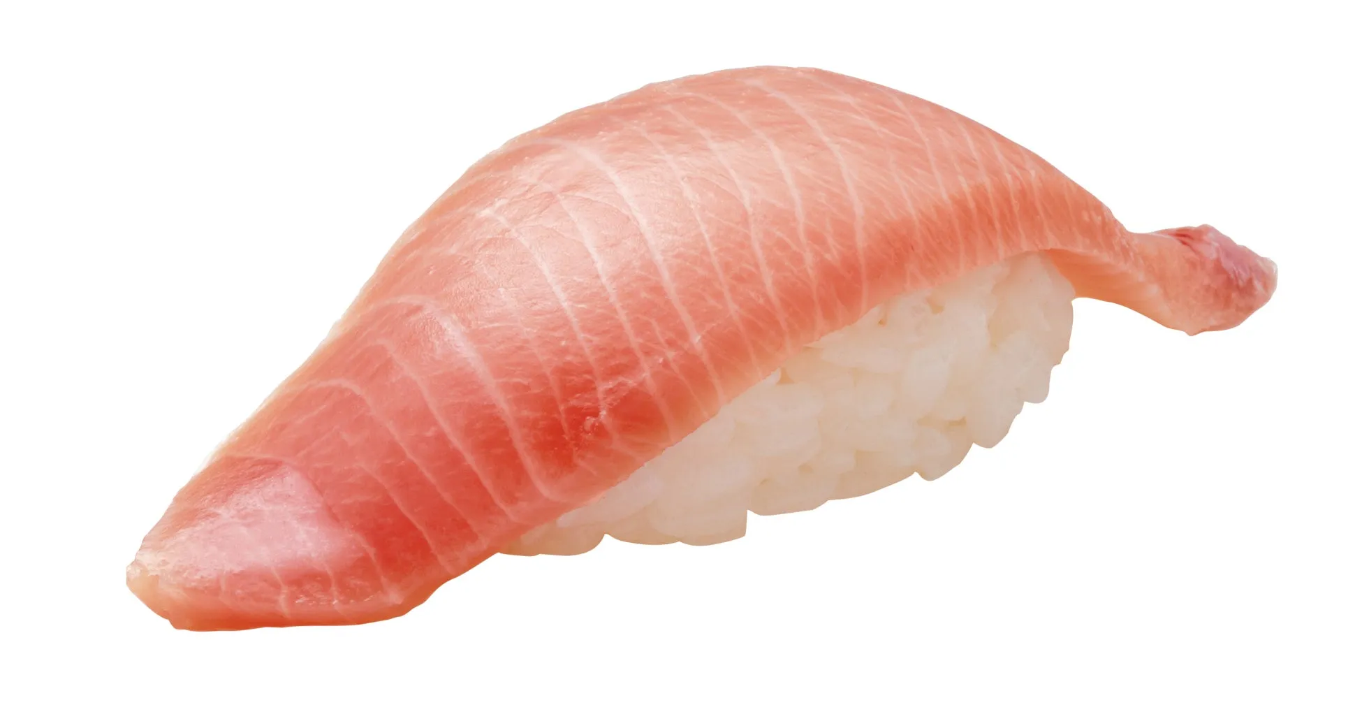 マグロの握り寿司のクローズアップ写真です。白い背景にマグロの赤身が寿司飯の上に載っています。