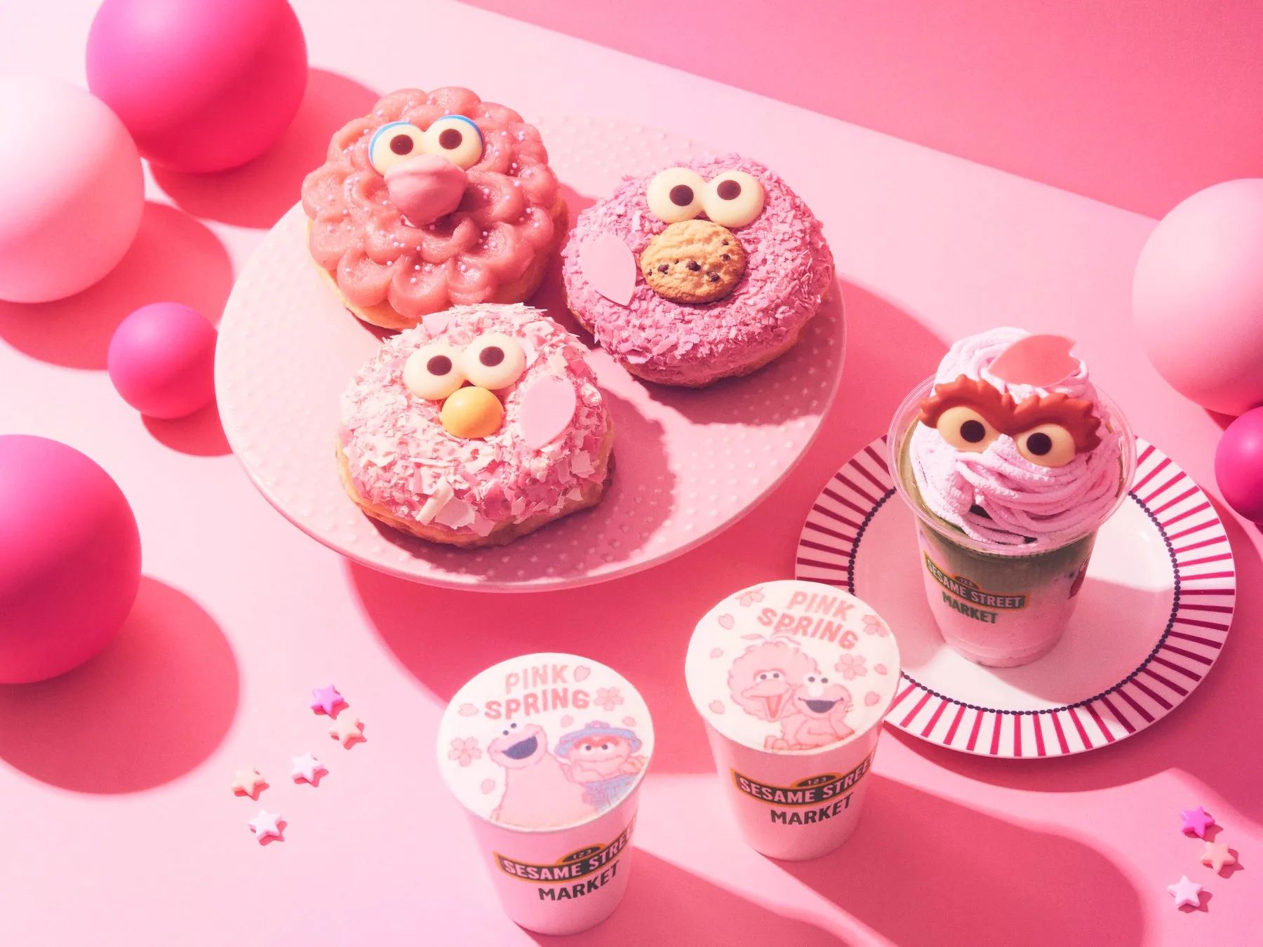 ピンクを基調としたセサミストリートのスイーツ