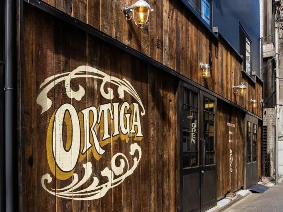 ORTIGAのカフェ外観