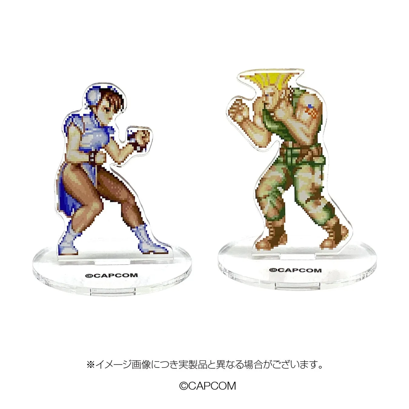 ストリートファイターのキャラクター、春麗とガイルのアクリルスタンド