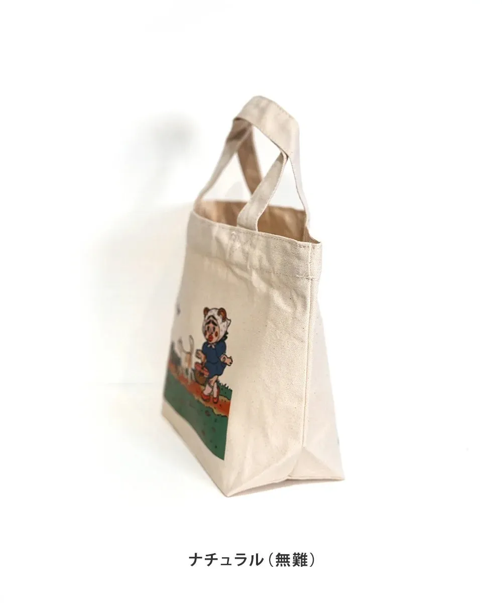 白いトートバッグ。バッグの前面に、子供と犬のイラストが描かれている。バッグの下には「ナチュラル（無難）」という文字がある。