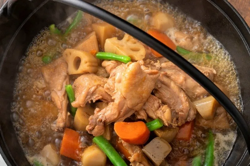 旨味たっぷり手羽元筑前煮