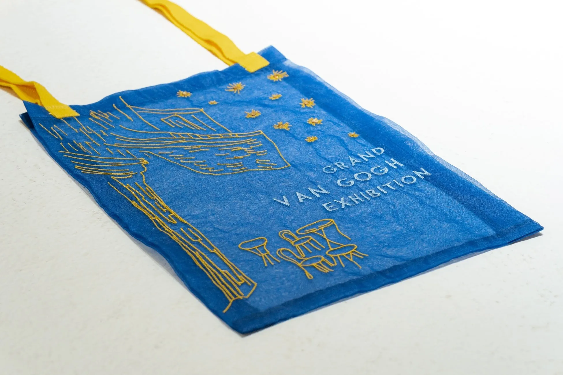 ブリジットタナカコラボ・オーガンジー刺繍バッグ（別アングル）