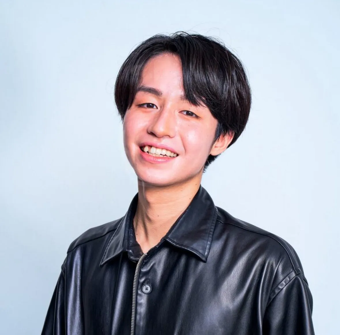 笑顔の男性のポートレート