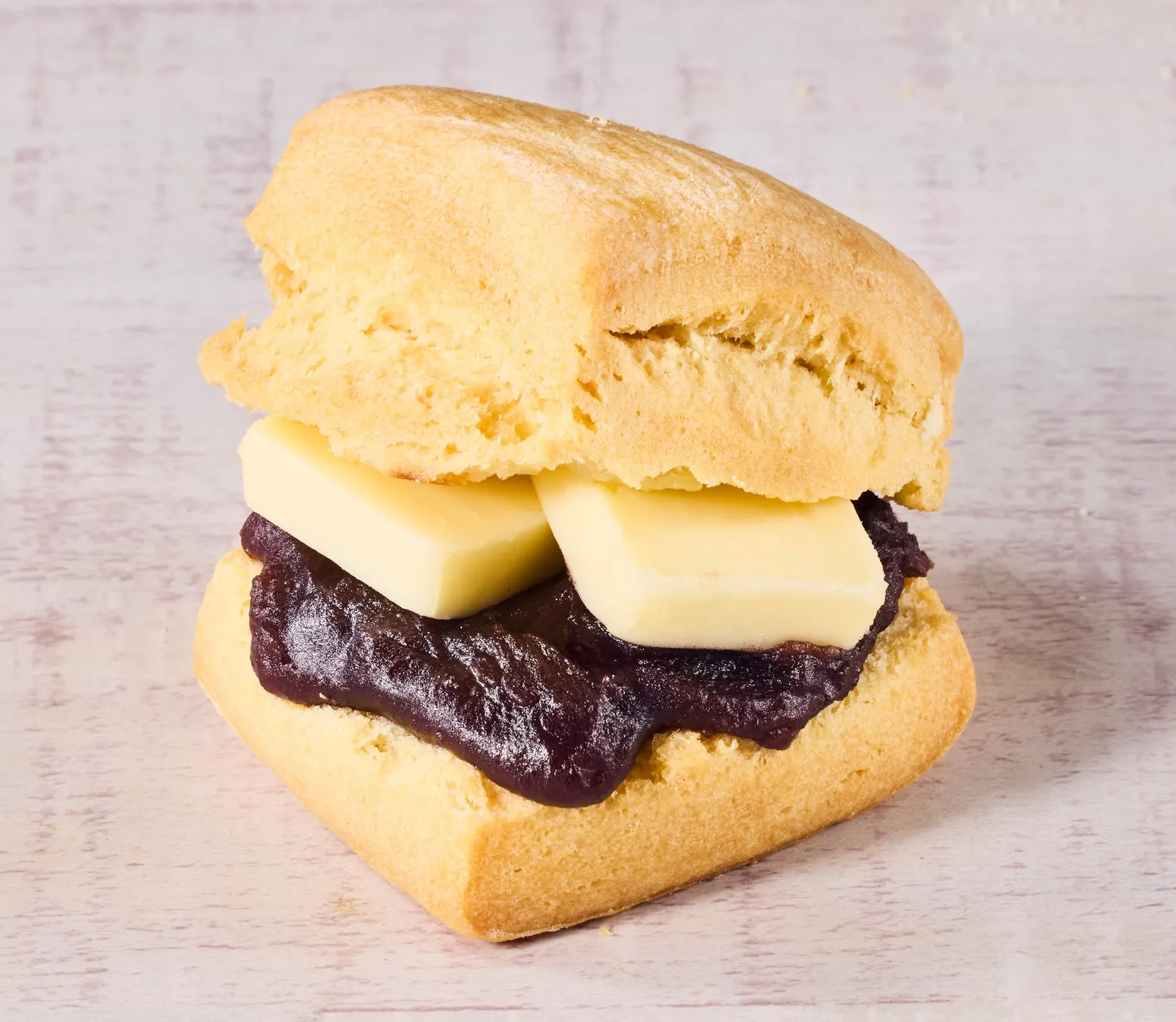 こしあんバターのスコーン