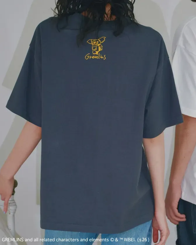 グレムリン ギズモ ラクガキ刺繍フォトT (背面)