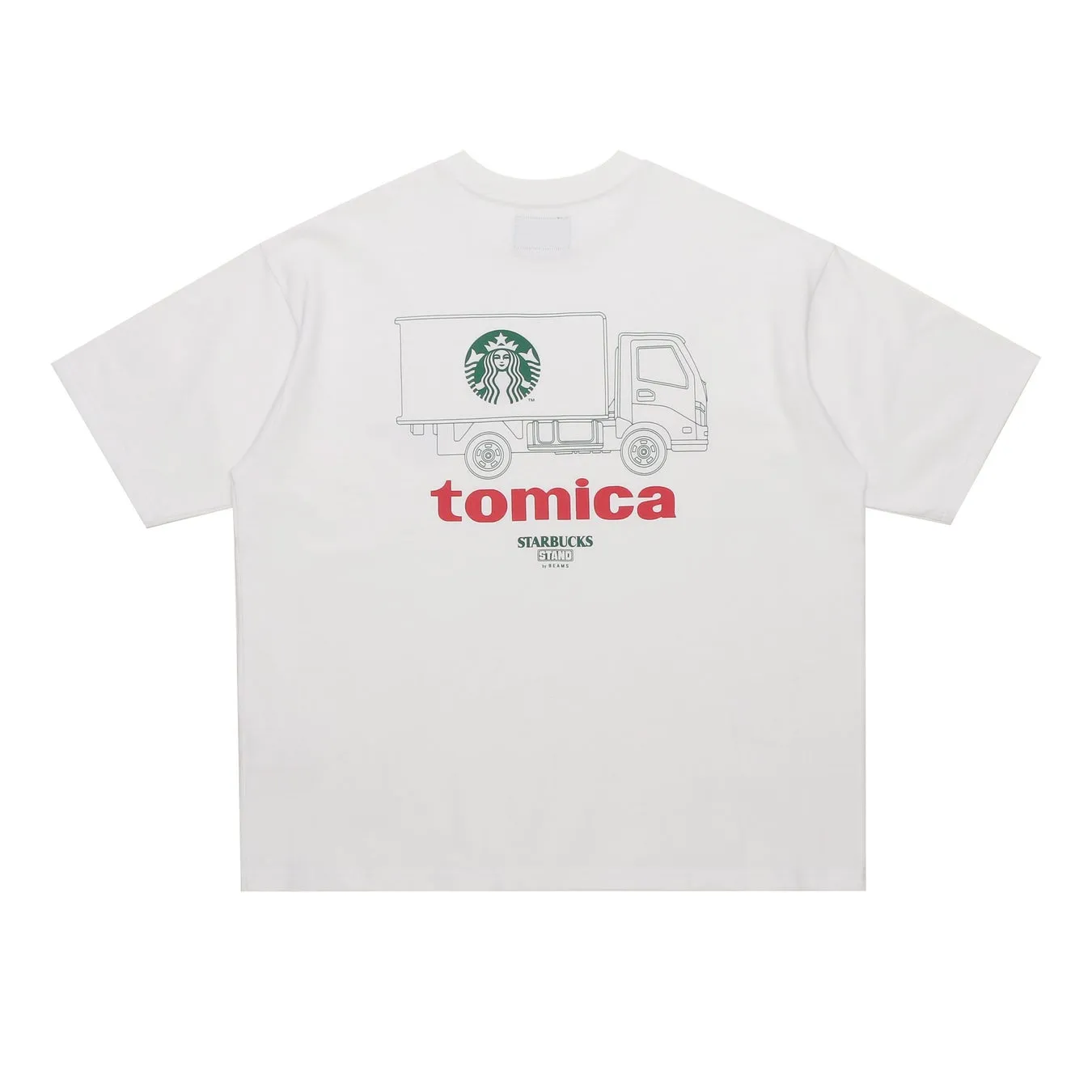 白いTシャツに、スターバックスのロゴとトミカのトラックが描かれたデザイン。