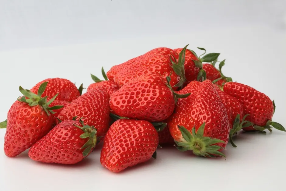 山盛りのきらぴ香苺