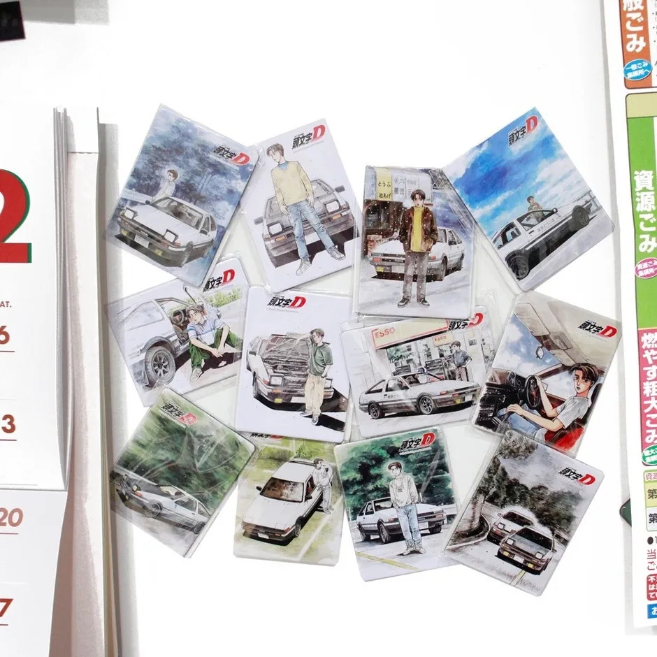 様々なデザインの頭文字Dマグネット