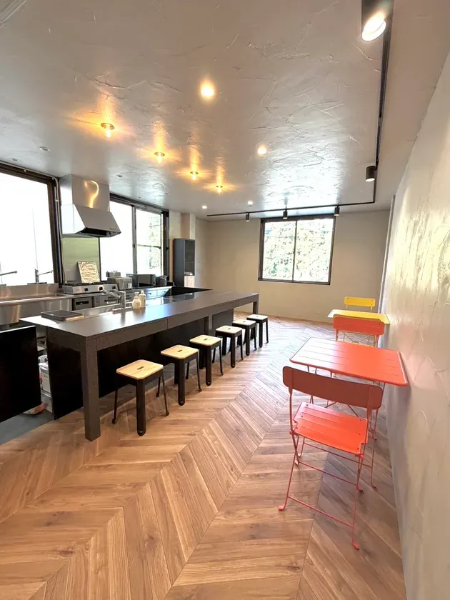 カフェのようなおしゃれな内装