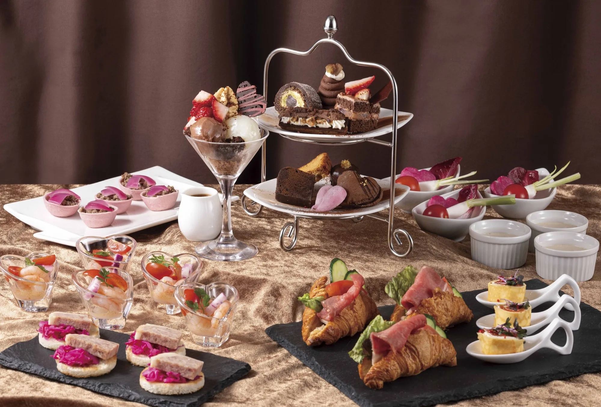 舞浜で過ごす甘い週末。2日間限定のバレンタインアフタヌーンティーが新感覚！