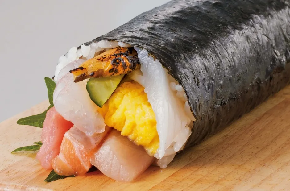 贅を極めた海鮮太巻
