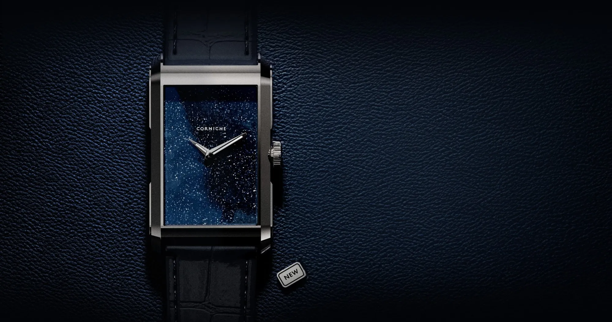 コーニッシュ初の角形時計、手元に星空を宿す「Visionnaire」