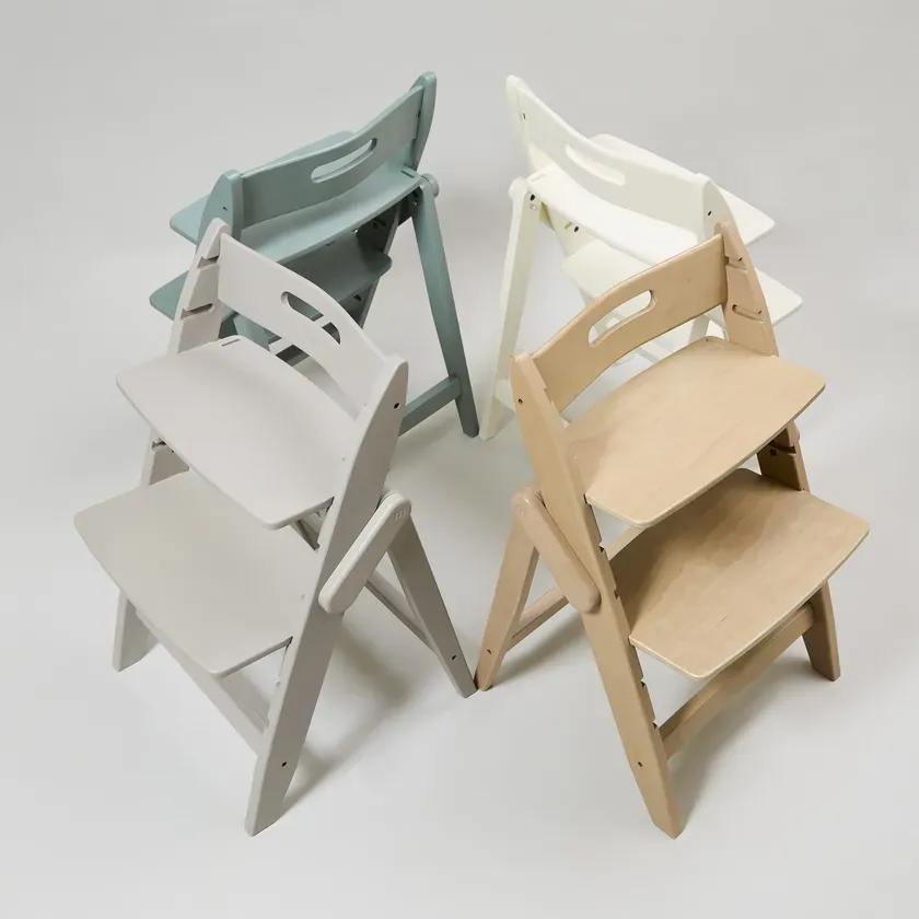 4色のカラーバリエーション