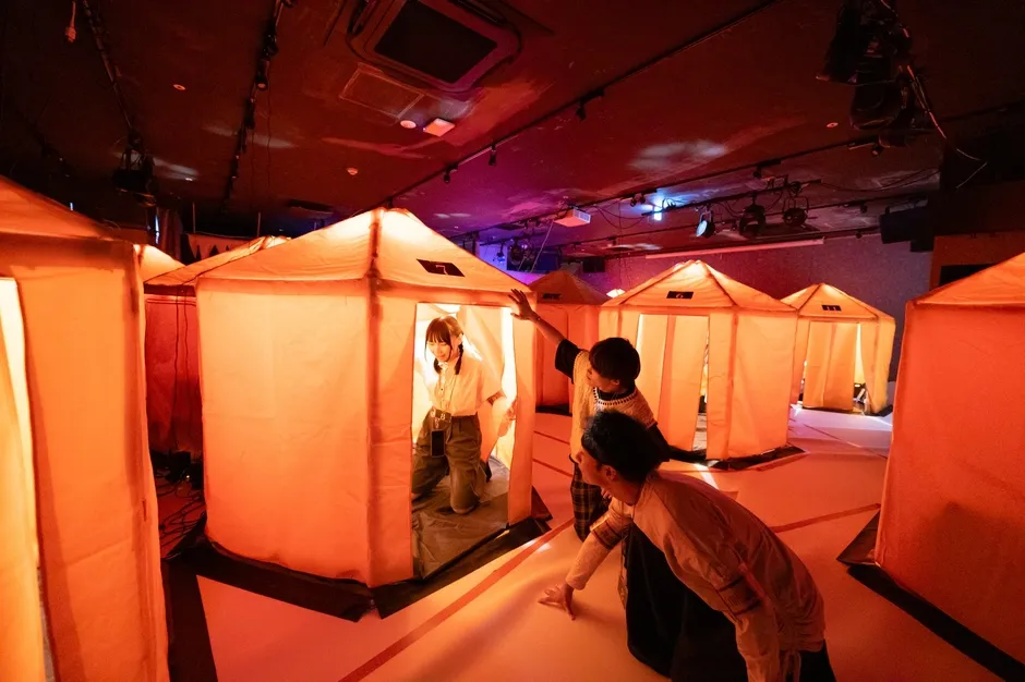 イベントを楽しむ参加者たちの様子