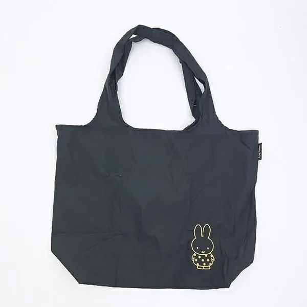 黒いミッフィーのイラストが描かれたエコバッグです。