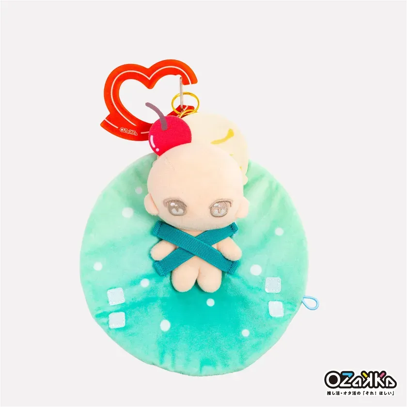 ぬいを固定する「シートベルト」＆マジックテープ