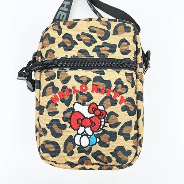 フロントポケット