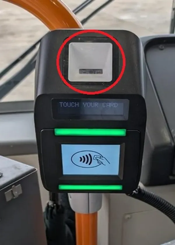 バスのキャッシュレス決済端末