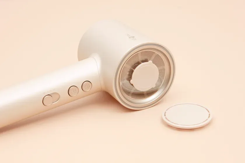 お手入れのしやすいフィルターカバー