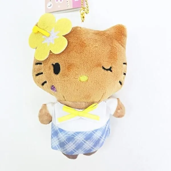 ハイビスカスを付けたハローキティのぬいぐるみ
