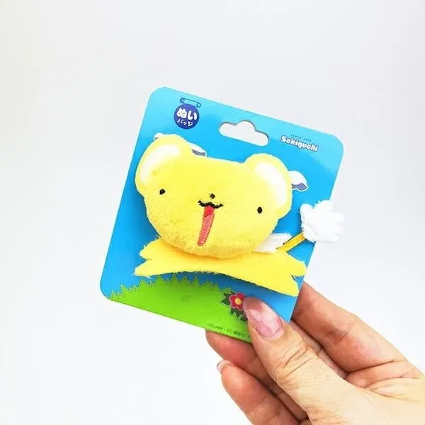 ケロちゃんのぬいバッジのアップ