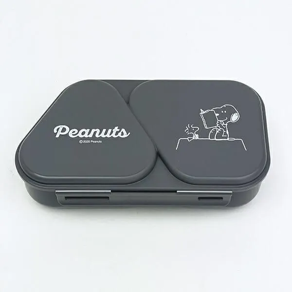 本を読むスヌーピーが描かれたランチボックス