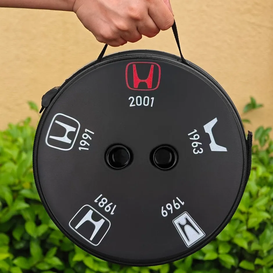 専用のバッグも付属