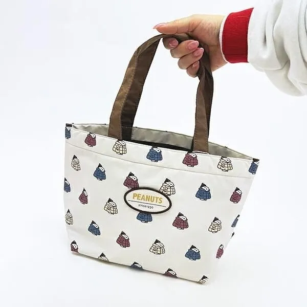 チラシ柄のアップ