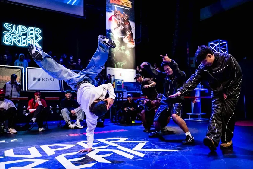 ブレイキンの大会の様子
