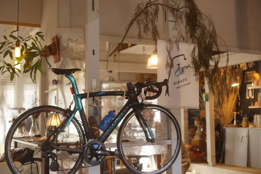 OIKAZE BIKE WITH COFFEE 内観