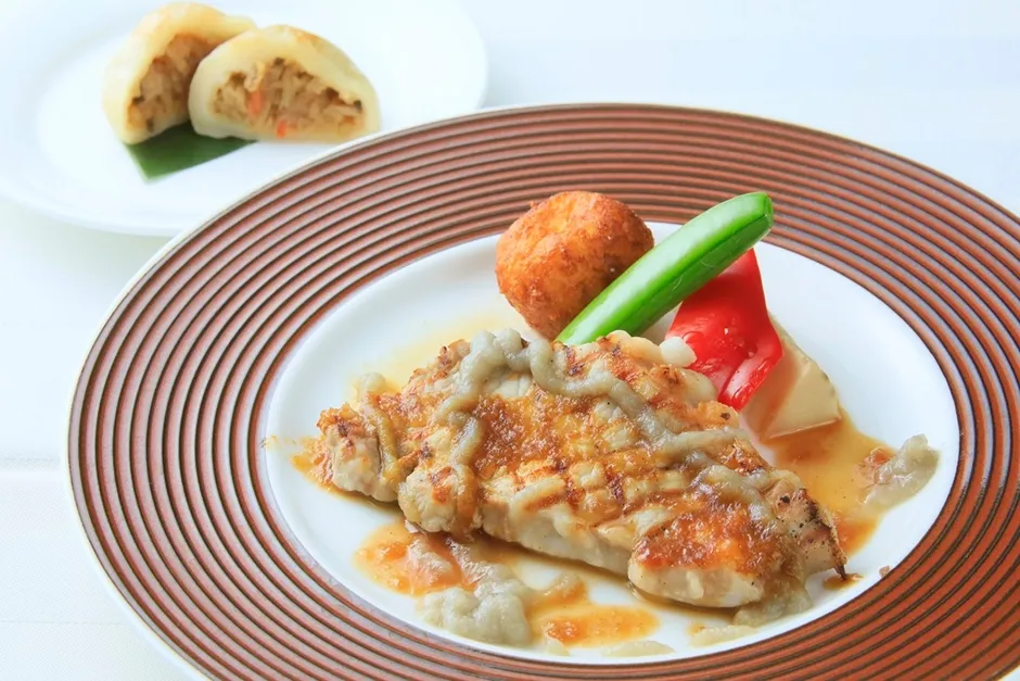 信州食材を使った創作フレンチ