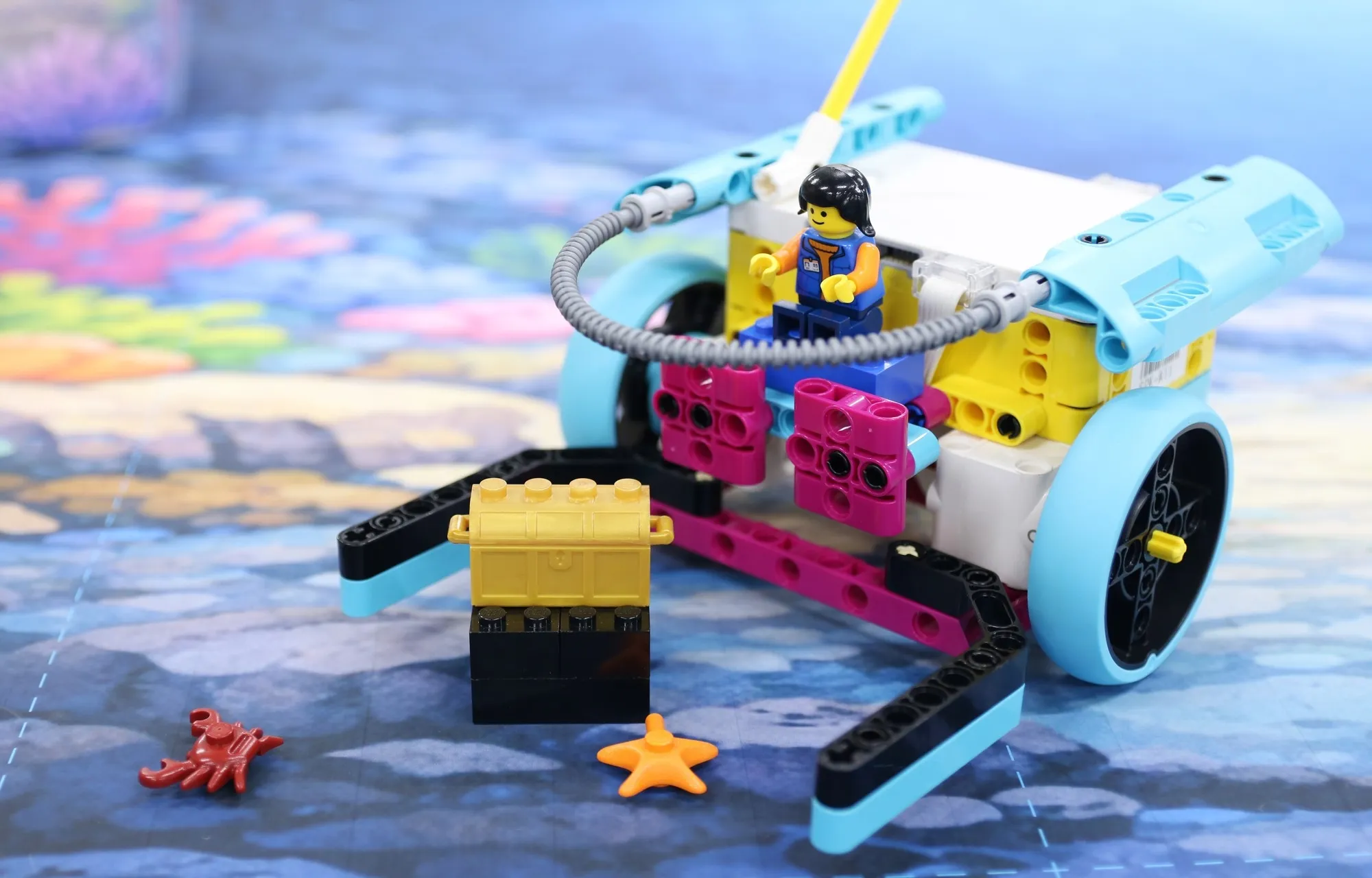 映画館でレゴプログラミング？神戸で親子向けワークショップ開催