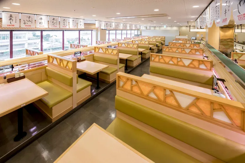 広々とした客席