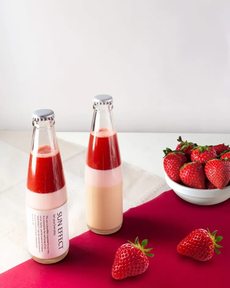 いちごのボトルドリンク