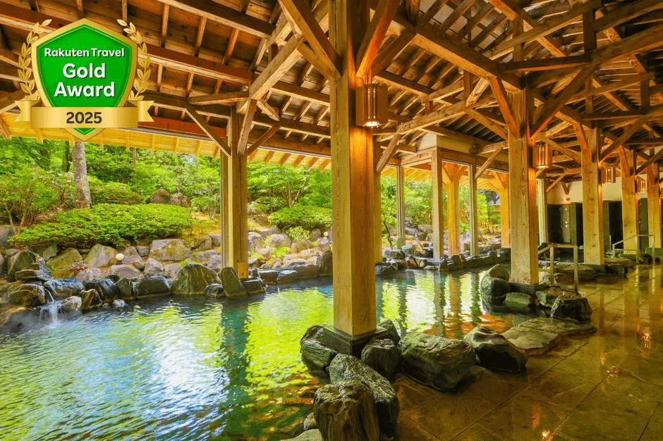 楽天トラベル ゴールドアワード2025を受賞したTAOYA秋保の露天風呂